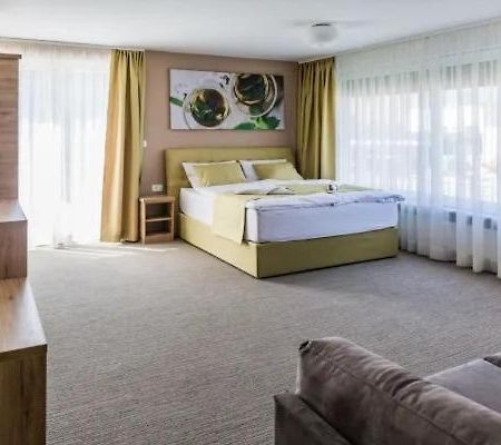 Endi Rooms Ljubljana Exteriör bild
